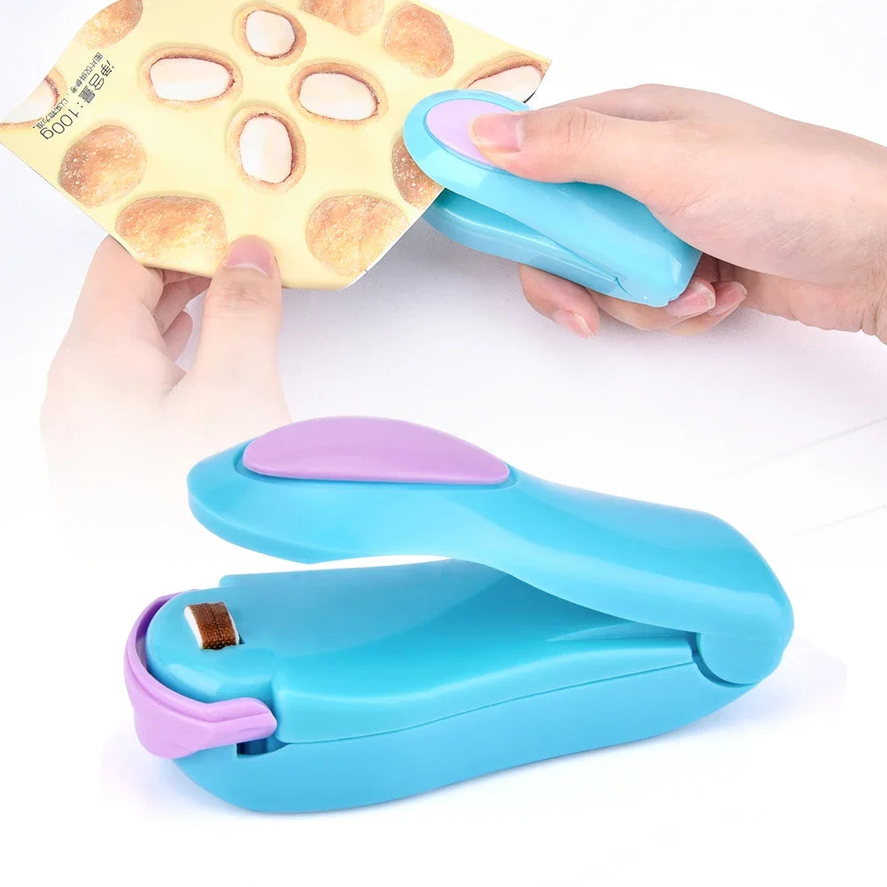 Practical Mini Sealing Machine Kitchen Tools Portable Food Clip Heat Sealing Machine Sealer Home Kitchen Accessories and Gadgets