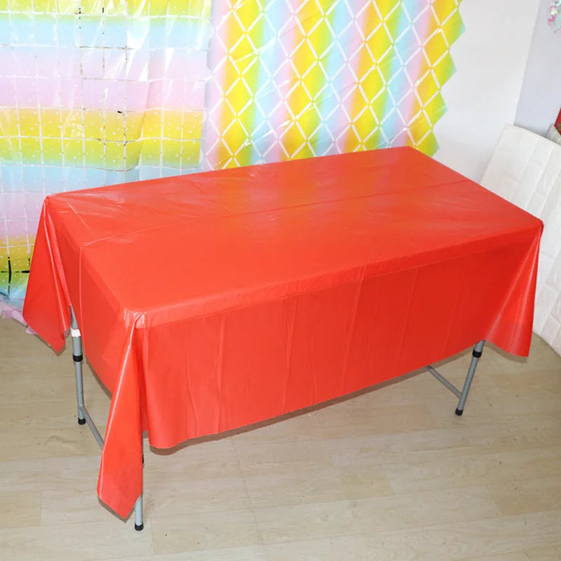 Royal plastic Tablecloths